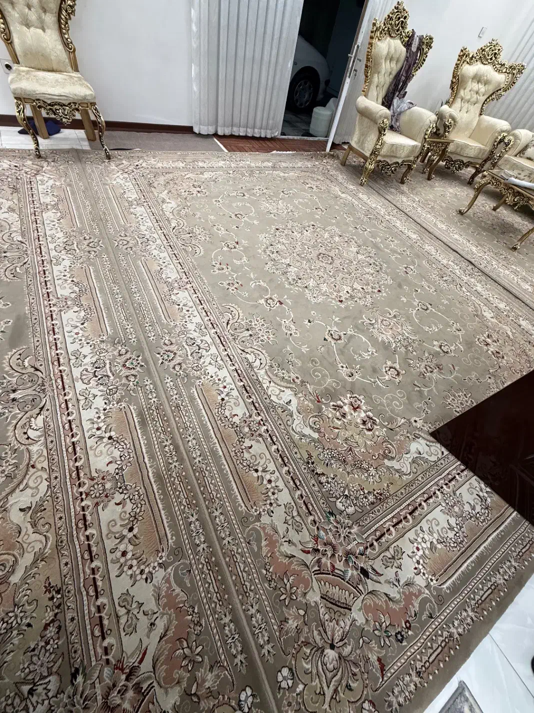 فرش ۱۲ متری|فرش|قدس, شهر‌قدس|دیوار