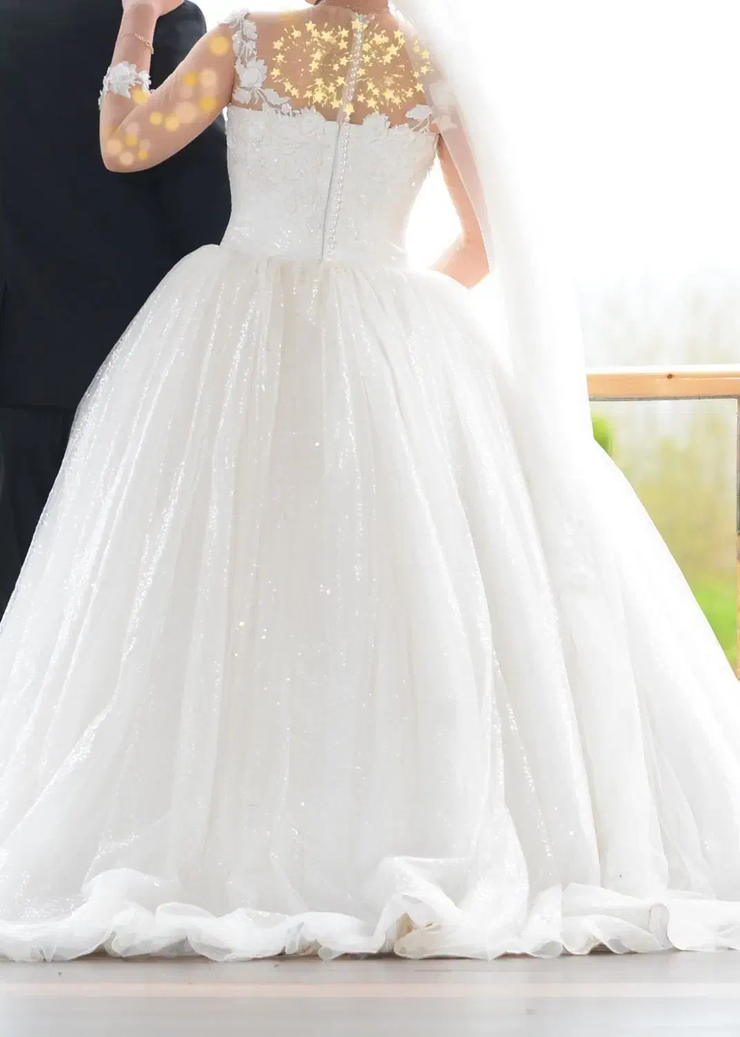 لباس عروس باکس دوزی شده|لباس|صومعه‌سرا, |دیوار