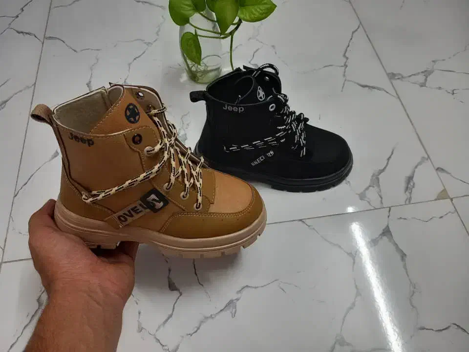 پوت  بچگونه چرم. نو مفت|کفش و لباس بچه|اردکان, |دیوار