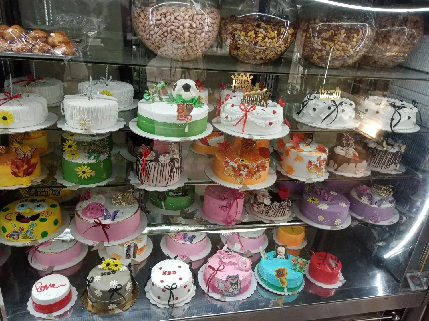 یک همکار جهت فروشندگی شیف عصر|استخدام خدمات فروشگاه و رستوران|جیرفت, |دیوار