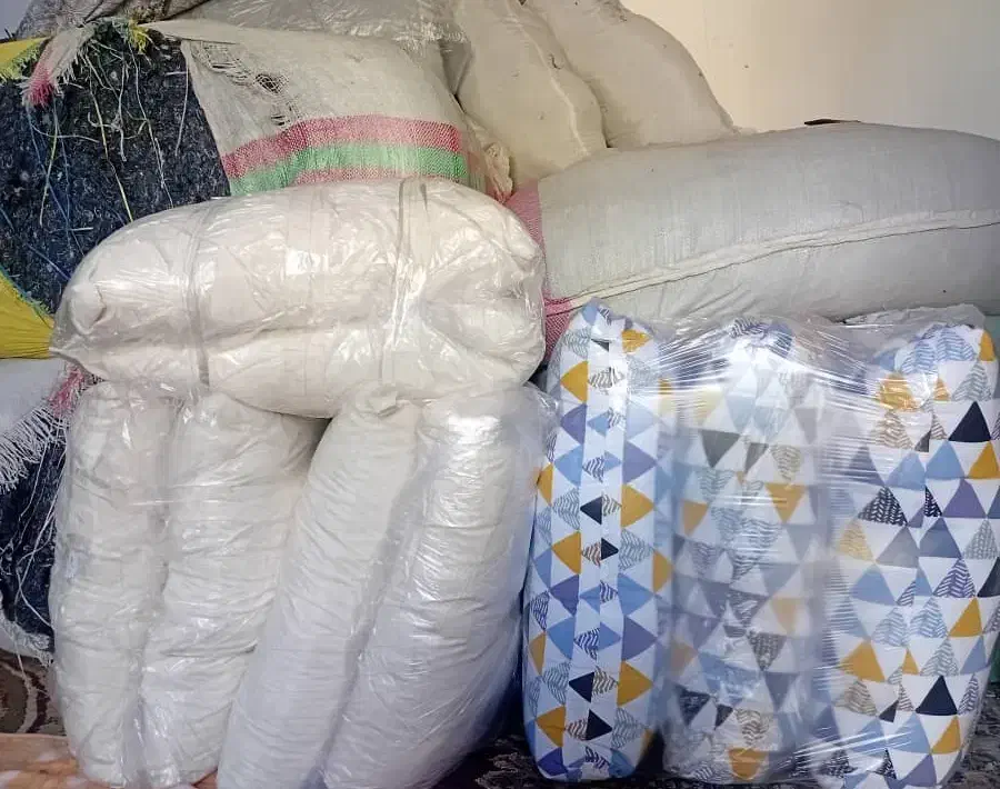 بالشت و تشک|رختخواب، بالش، پتو|امیدیه, |دیوار