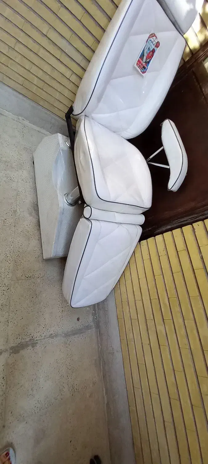 صندلی|آرایشگاه و سالن‌های زیبایی|کرج, برغان|دیوار