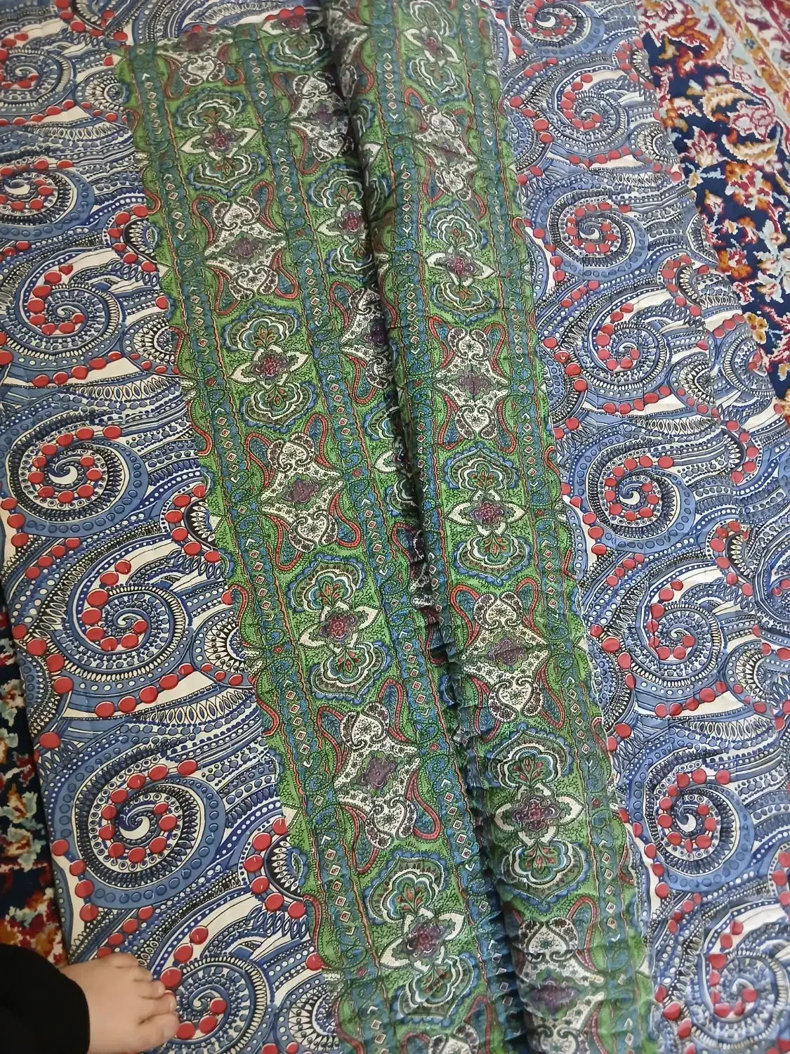 لحاف ۲ در ۲ متر|رختخواب، بالش، پتو|قم, لسانی|دیوار