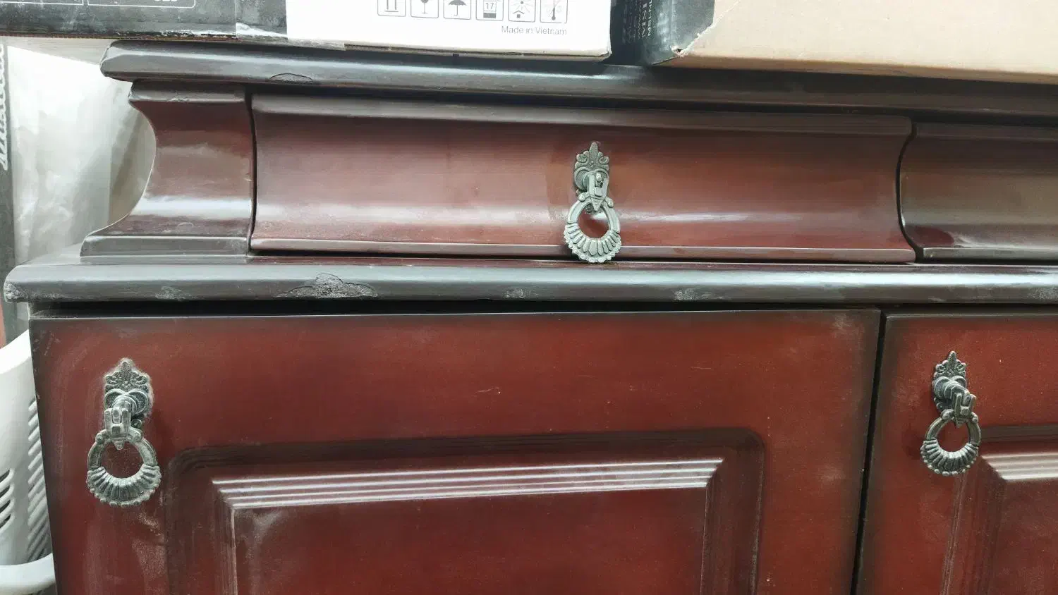 میز کنسول و آینه، میز تلوزیون نو|بوفه، ویترین، کنسول|گلبهار, شهر جدید گلبهار|دیوار