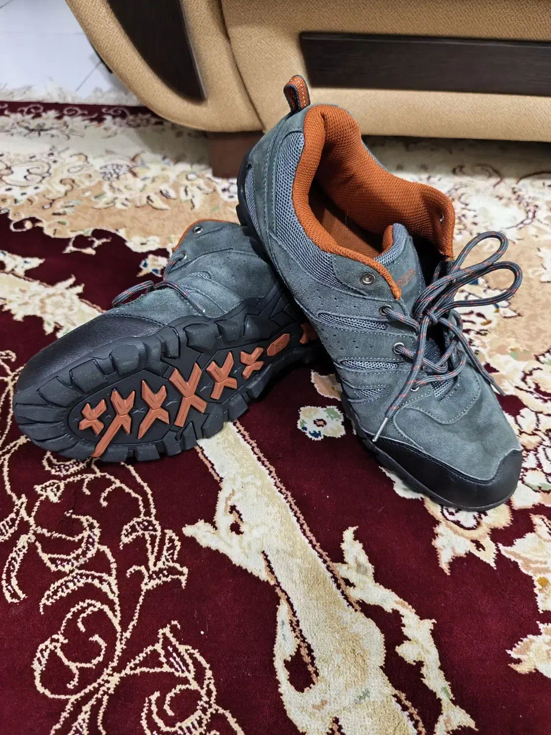 کفش کوهنوردی اوت دور سایز 44|کوهنوردی و کمپینگ|رشت, باهنر|دیوار