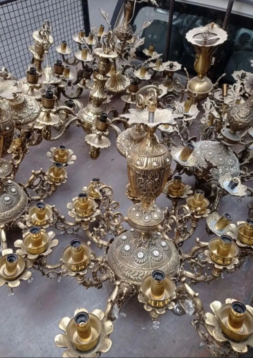 فروش(خریداریم لوستر)طلایی و برنجی|لوستر و چراغ آویز|کرج, باغستان|دیوار