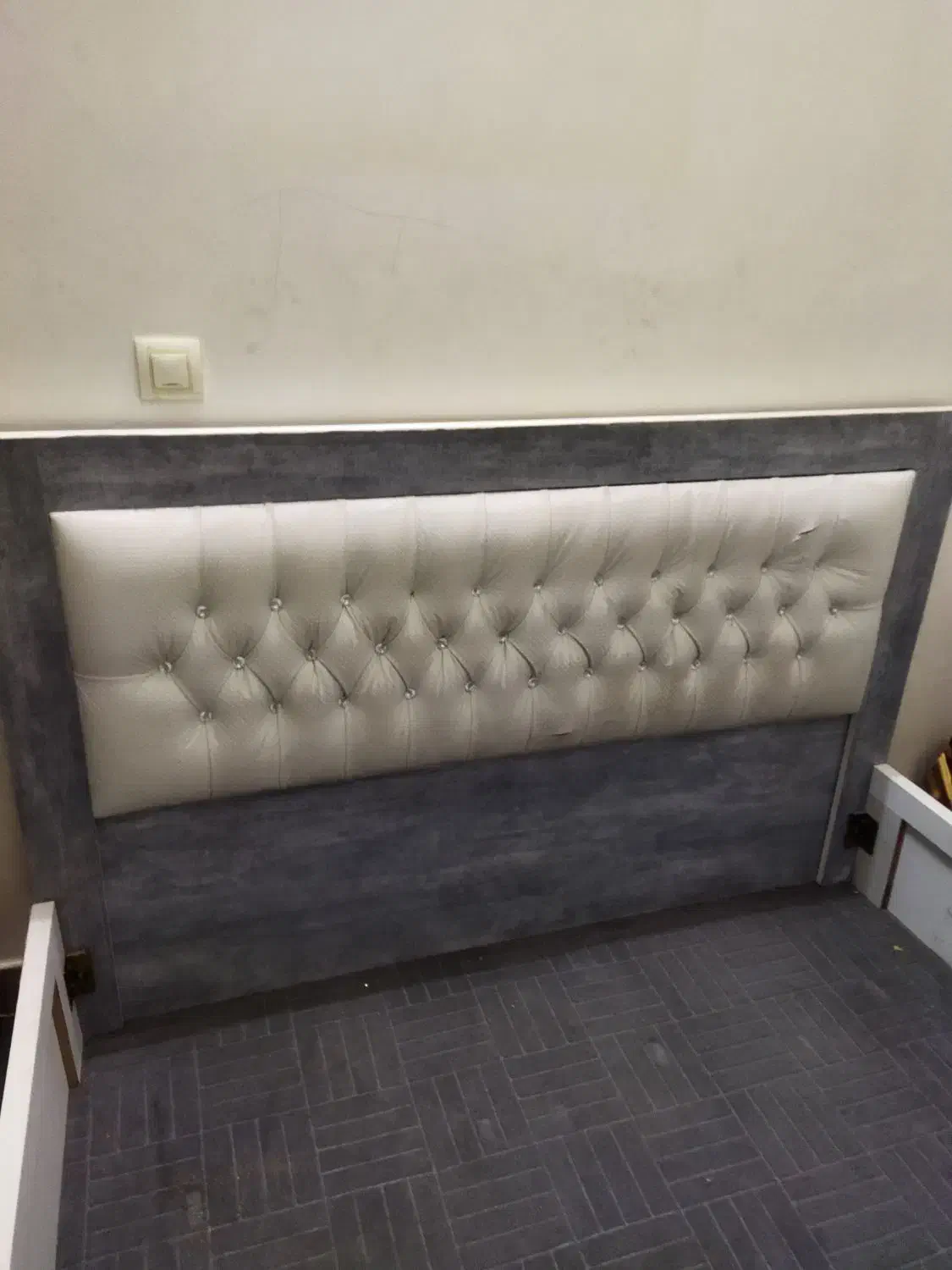 تخت خواب|تخت و سرویس خواب|قم, انسجام|دیوار