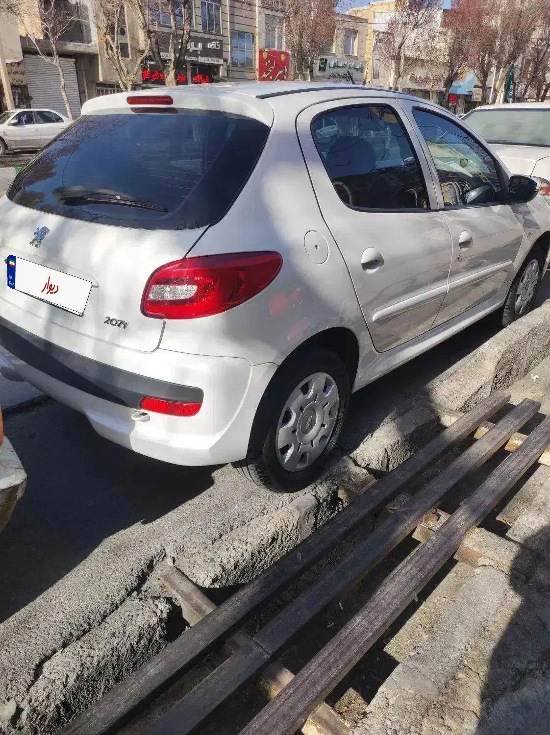 ۲۰۷ تیپ ۵ tu5|خودرو سواری و وانت|اراک, |دیوار