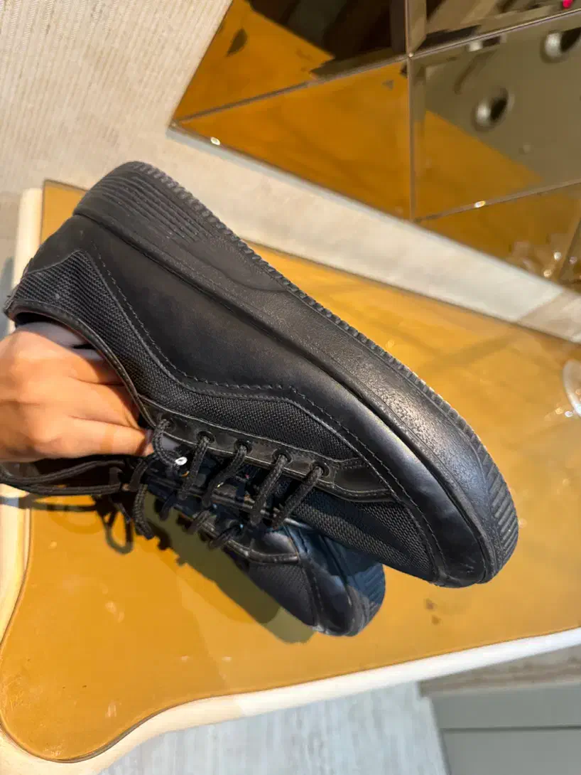 کفش چرم طبیعی برند بوفالوسفید|کیف، کفش، کمربند|مشهد, آبکوه|دیوار