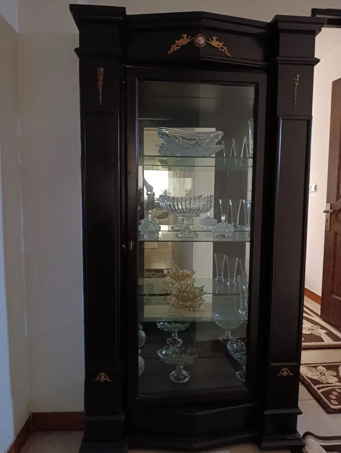 بوفه|بوفه، ویترین، کنسول|لاهیجان, انقلاب|دیوار