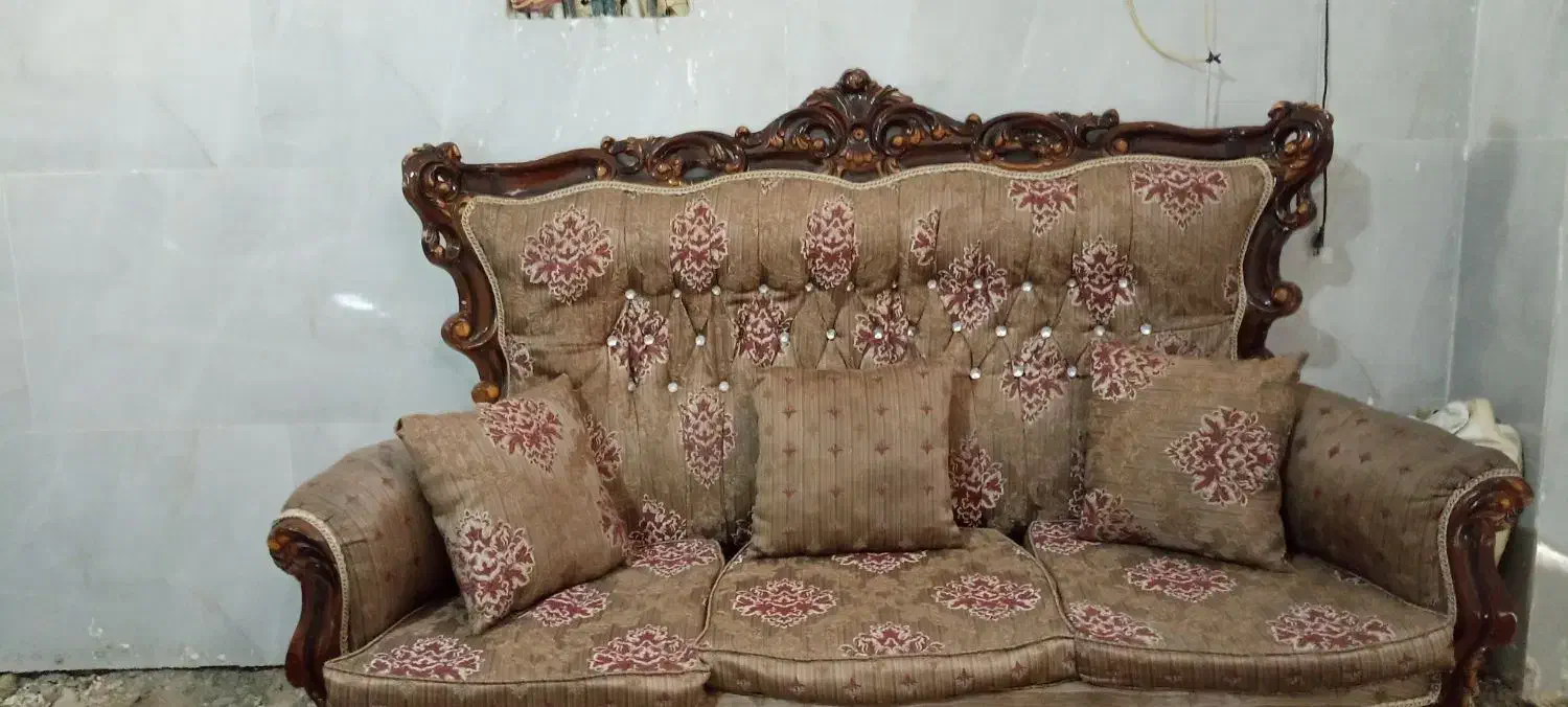 مبل سلطنتی نه نفرهراش|مبلمان خانگی و میز عسلی|مشکیندشت, |دیوار