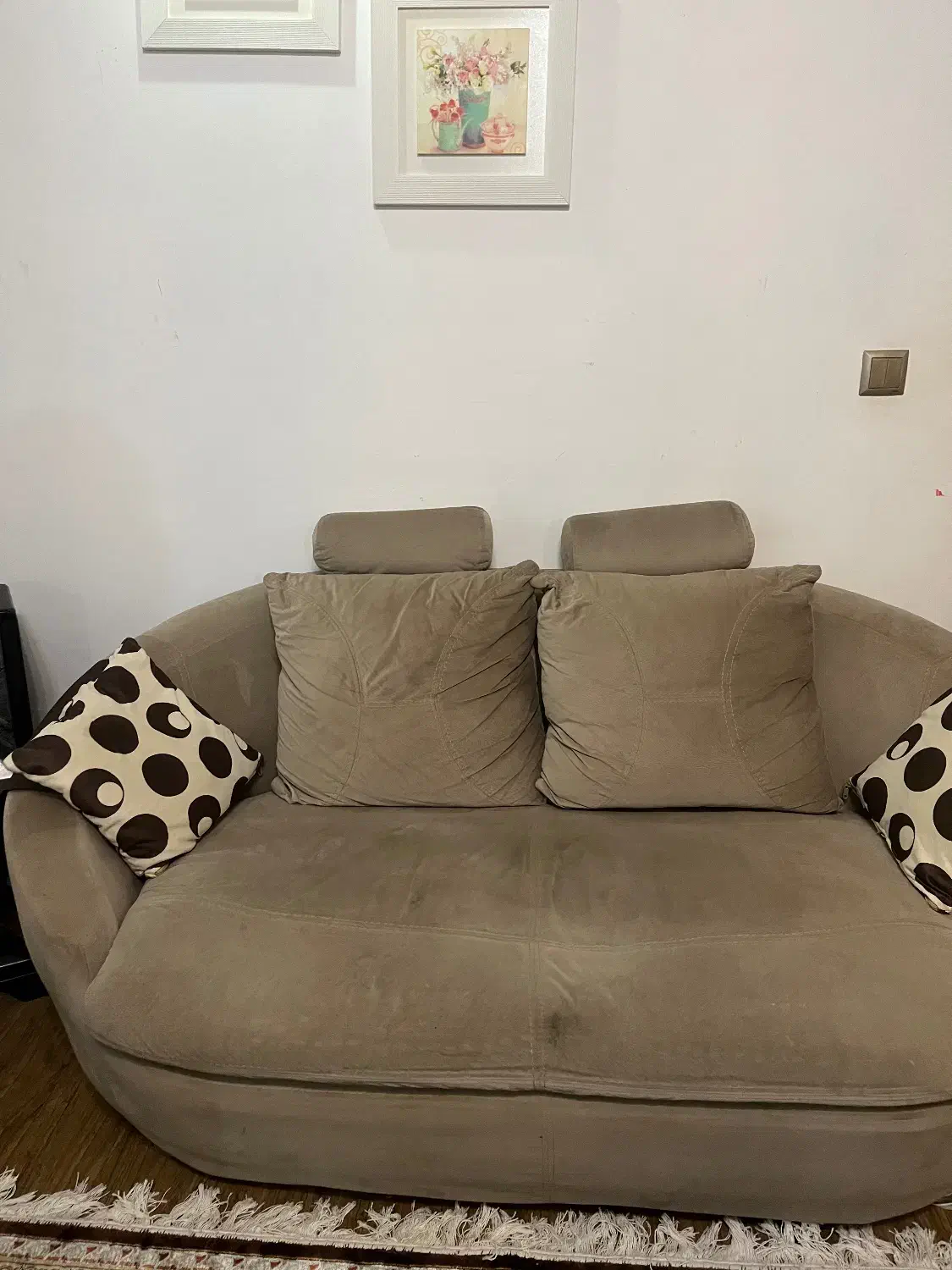 مبل ۷ نفره|مبلمان خانگی و میز عسلی|رشت, نامجو|دیوار