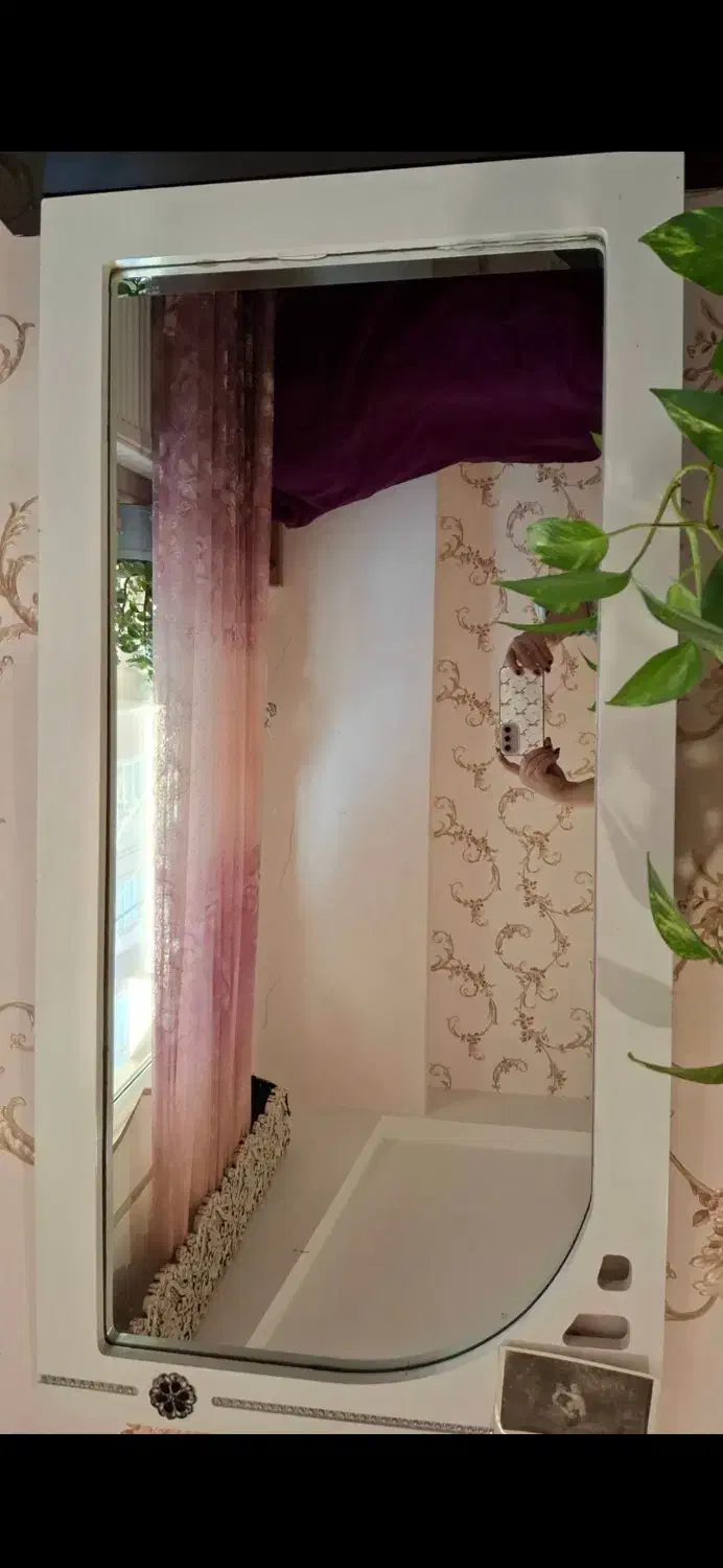 میز ارایش در حد نو|تخت و سرویس خواب|اردبیل, |دیوار