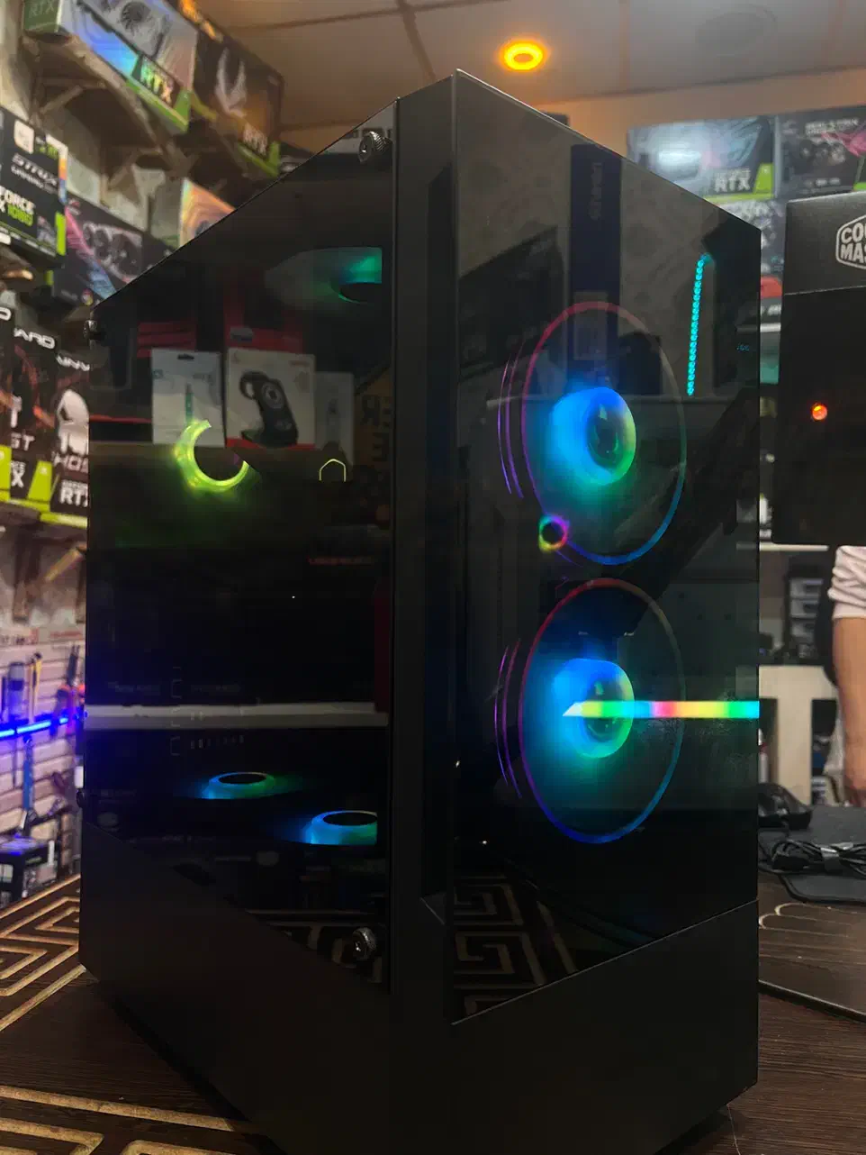 کیس کامپیوتر گیمینگ و طراحی H610/12400/1660ti rgb|رایانه رومیزی|تهران, صادقیه|دیوار