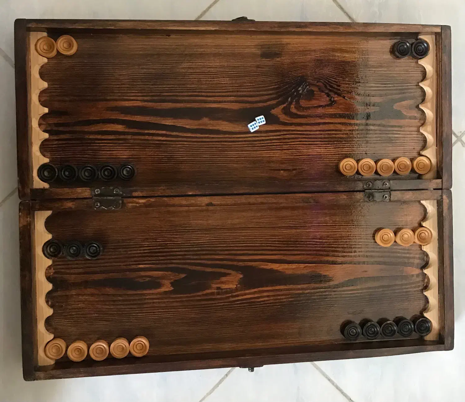 تخته نرد دستساز و یک عدد ساعت مناسب خانوم و اقا|اسباب‌‌بازی|رشت, فلسطین|دیوار