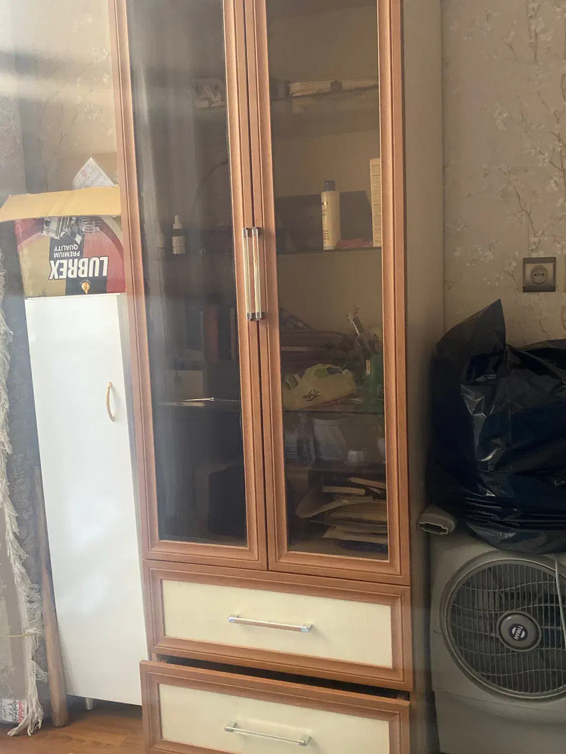 ویترین|بوفه، ویترین، کنسول|اصفهان, چشمه باقرخان|دیوار