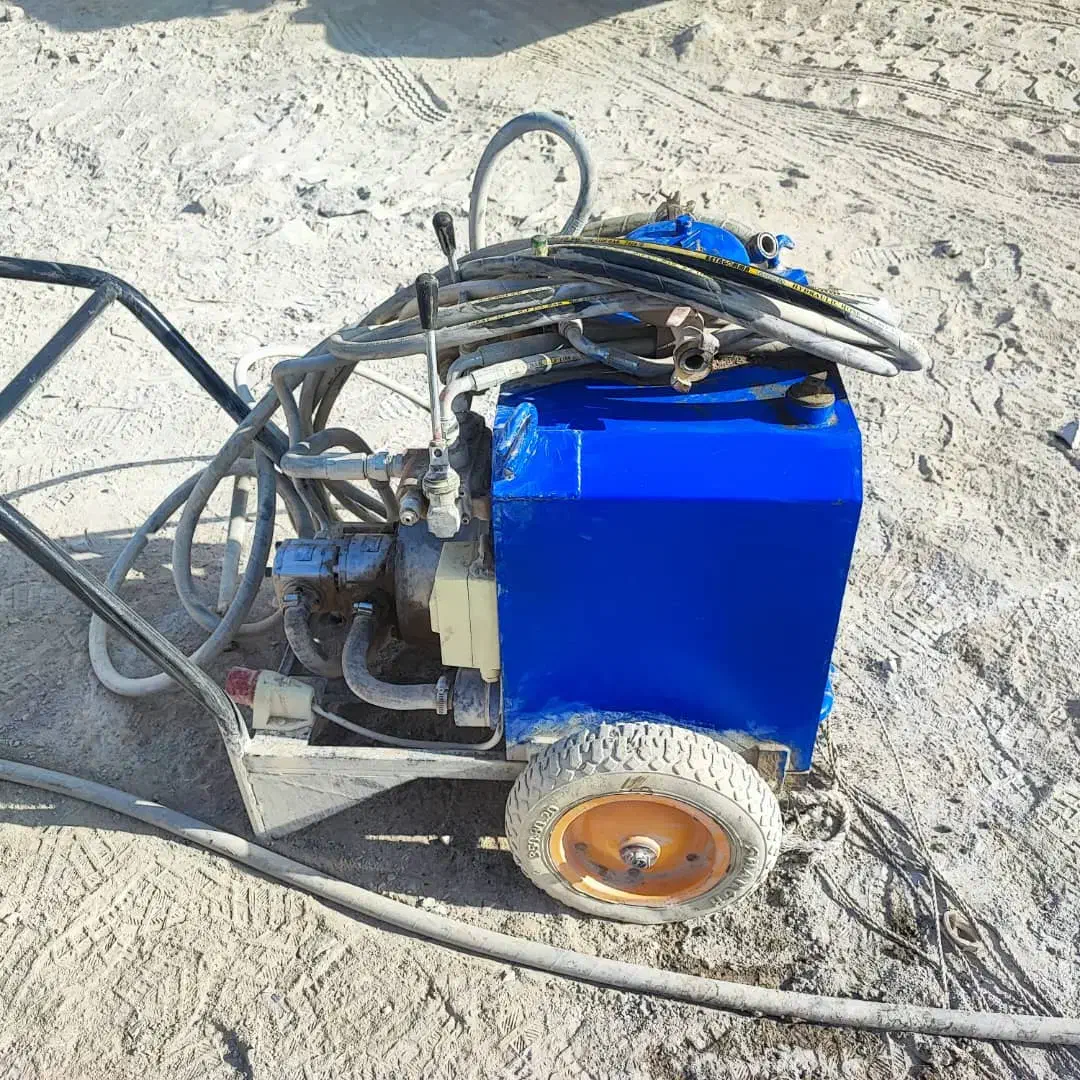 راسول حفاری با راد و سرکوپ و سیم برش باتابلو|ماشین‌آلات صنعتی|فولادشهر, فولادشهر|دیوار