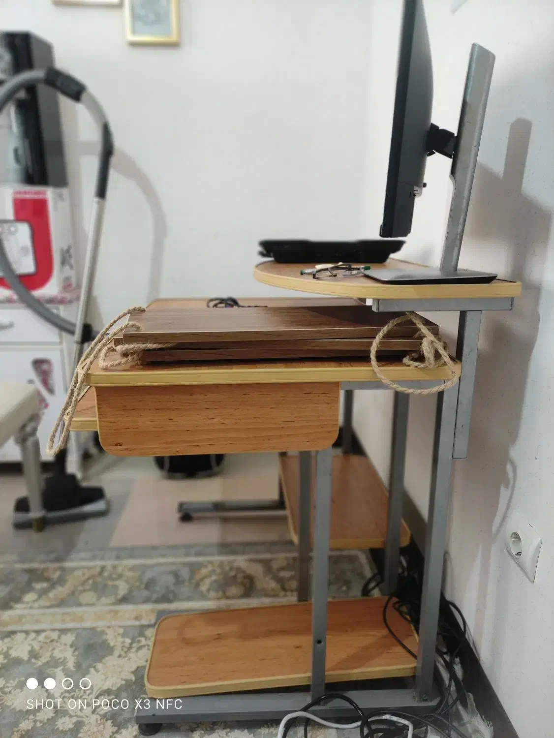 میز کامپیوتر و پمپ آب پاکستانی|میز تحریر و کامپیوتر|کنارک, |دیوار