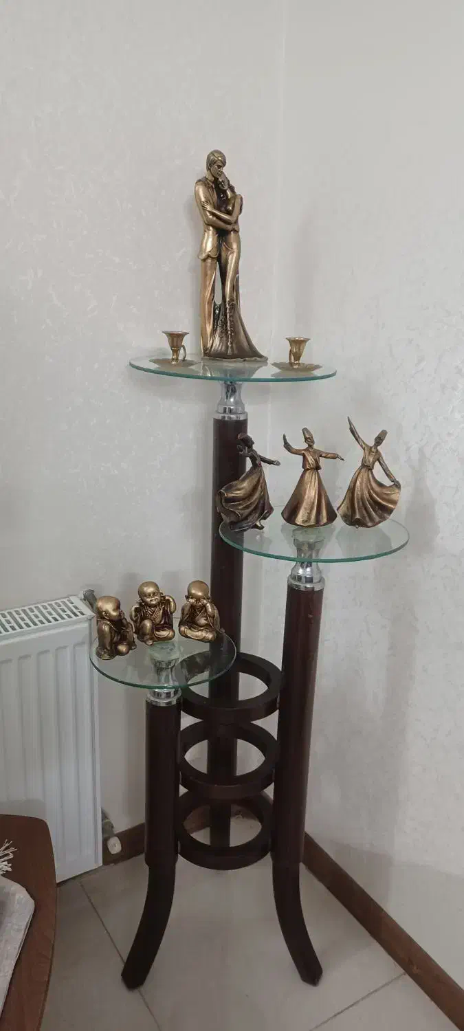 میز کنار سالن و ساعت|ساعت دیواری و تزئینی|اصفهان, برازنده|دیوار