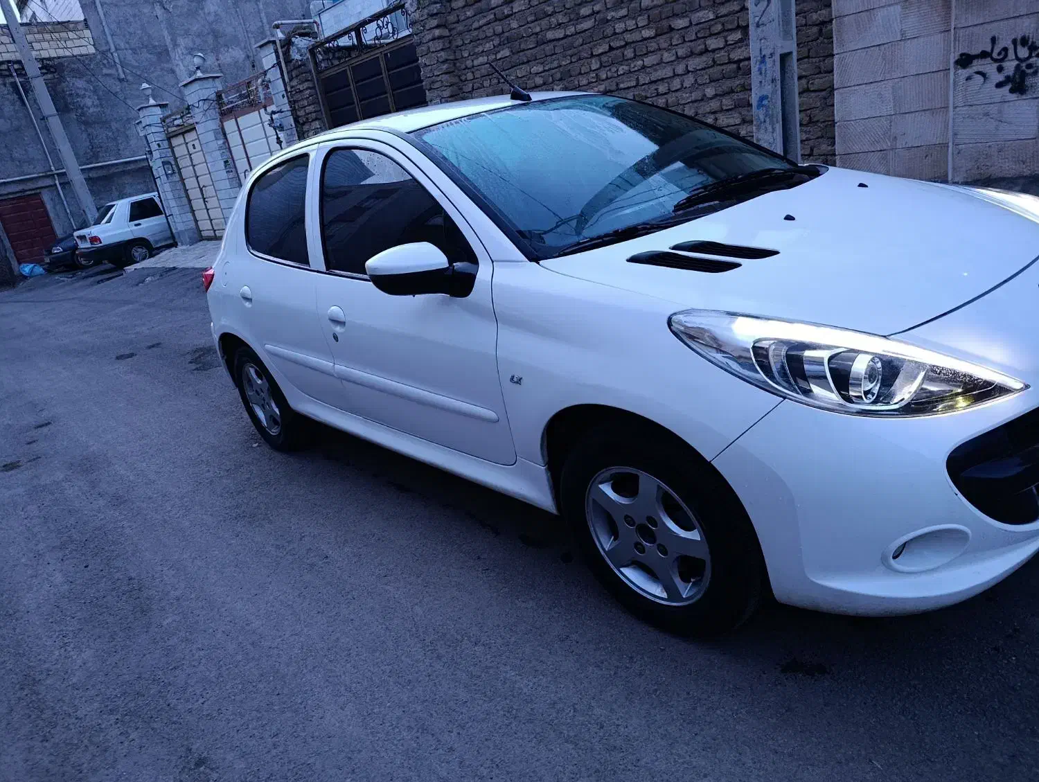 ۲۰۷مدل ۹۷|خودرو سواری و وانت|زنجان, |دیوار