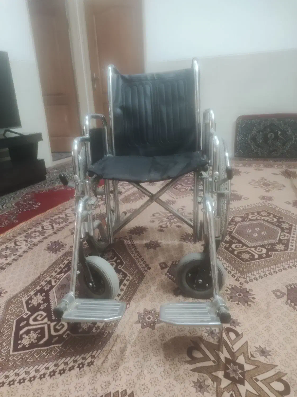 ویلچر استیل‌البرز تایوانی سایز ۴۳ در حد نو|آرایشی، بهداشتی، درمانی|کرمان, |دیوار