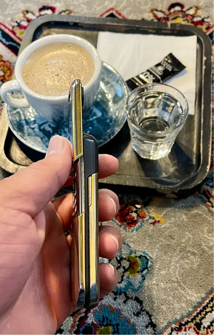 گوشی موبایل نوکیا ۸۸۰۰ طلایی در حد اماراتی رجیستر|موبایل|تهران, شهرک چیتگر|دیوار