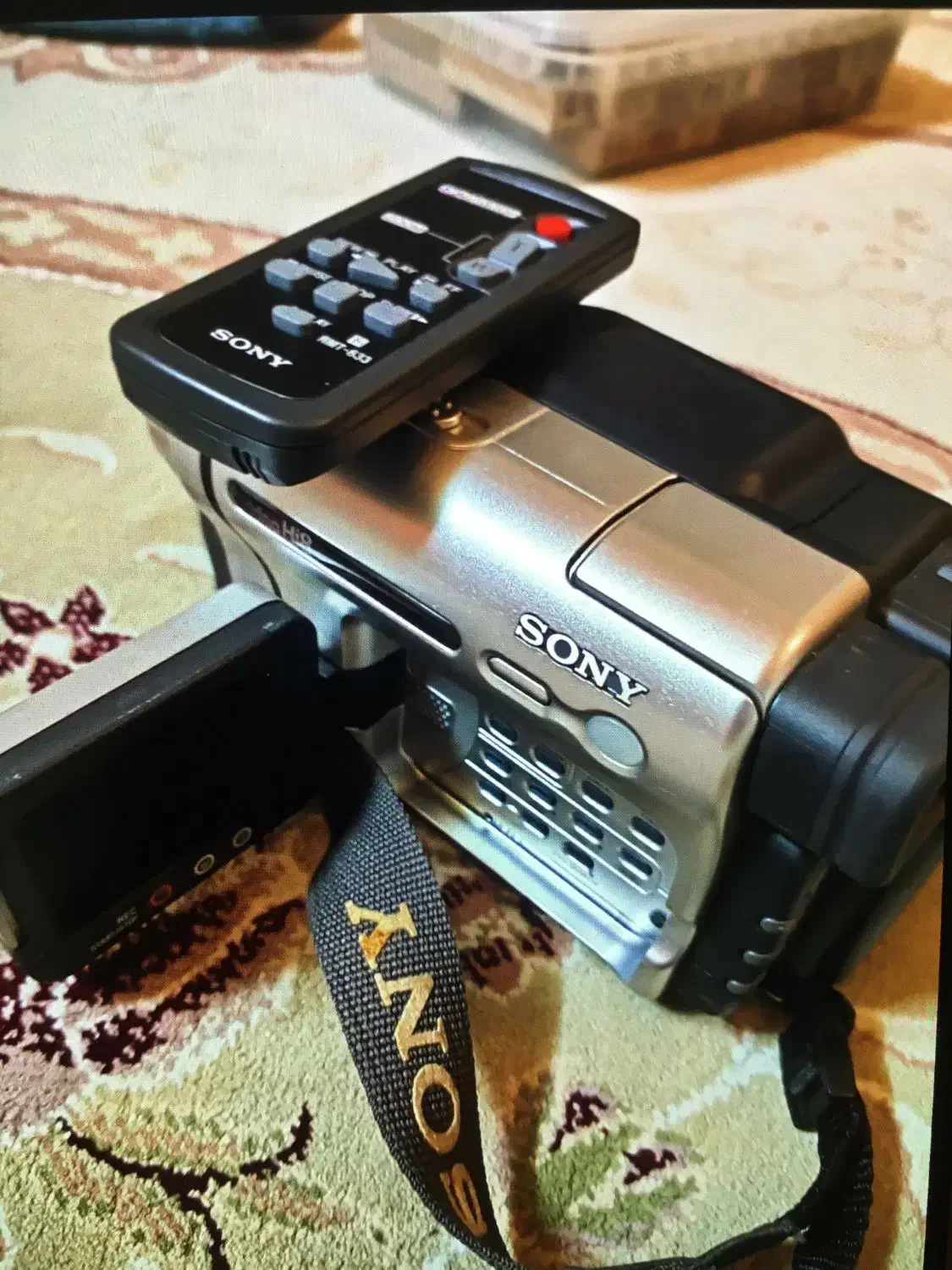 دوربین سونی نو نو سالم بدون هیچ گونه خط خشی|دوربین عکاسی و فیلمبرداری|تهران, شهرک ولیعصر جنوبی|دیوار