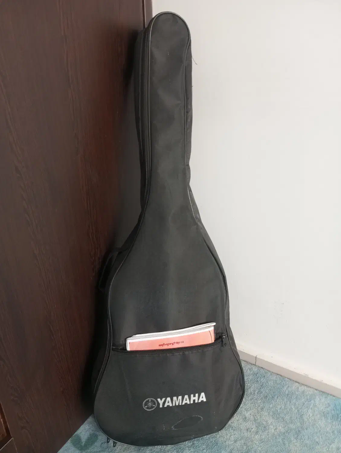 گیتار|گیتار، بیس، امپلیفایر|رشت, کوی مهر|دیوار