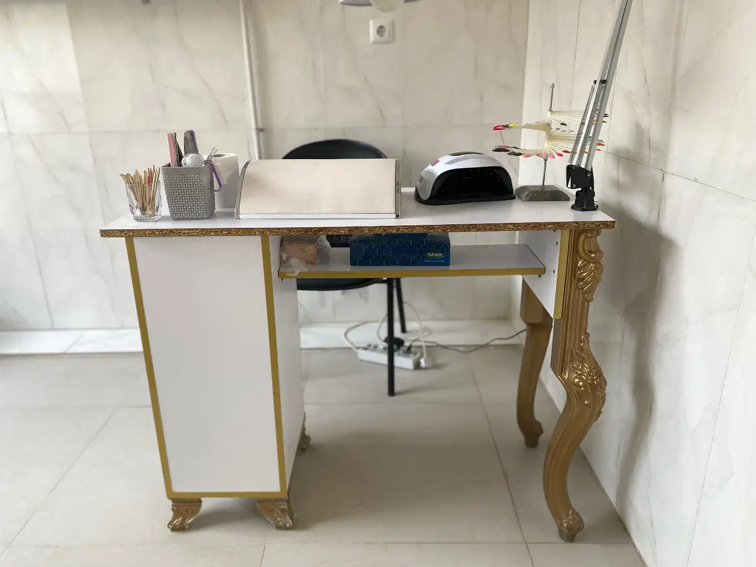 فروش تجهیزات ارایشگاه|آرایشگاه و سالن‌های زیبایی|مبارکه, |دیوار