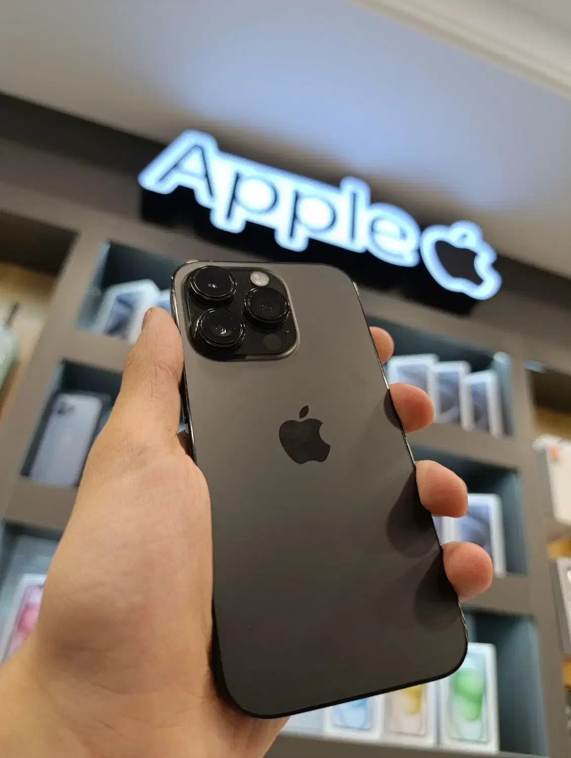 iphone 14 pro|موبایل|تهران, صادقیه|دیوار