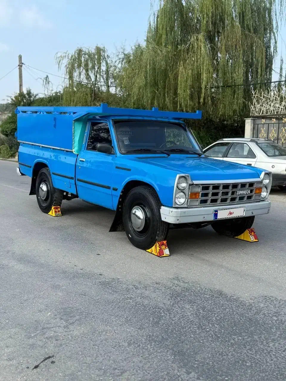 نیسان دوگانه کارخونه تناژ پایین|خودرو سواری و وانت|ساری, |دیوار