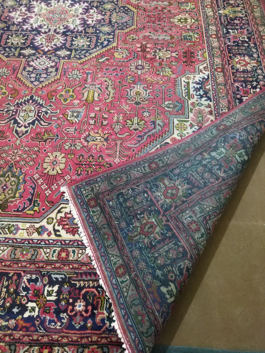 فرش دستباف|فرش|شیراز, مسلم|دیوار