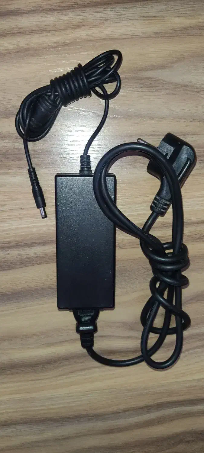 آداپتور 12 ولت 5 آمپر microlad|قطعات و لوازم جانبی رایانه|تبریز, |دیوار