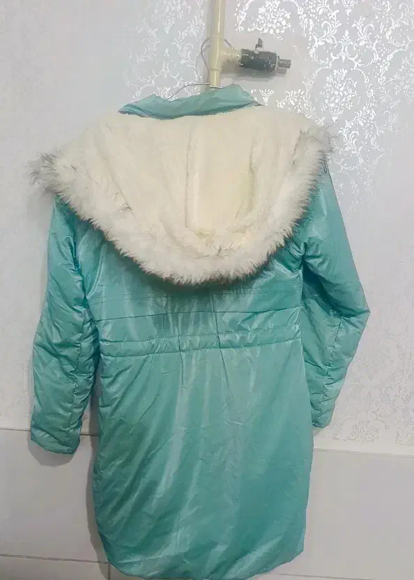 کاپشن سایز بزرگ  نو  نو هستش کوچیک در حد نو|کفش و لباس بچه|ورامین, ورامین|دیوار