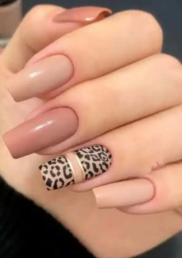 مدل ناخن فقط نصف قیمت|خدمات آرایشگری و زیبایی|قم, طلاب غیر ایرانی|دیوار