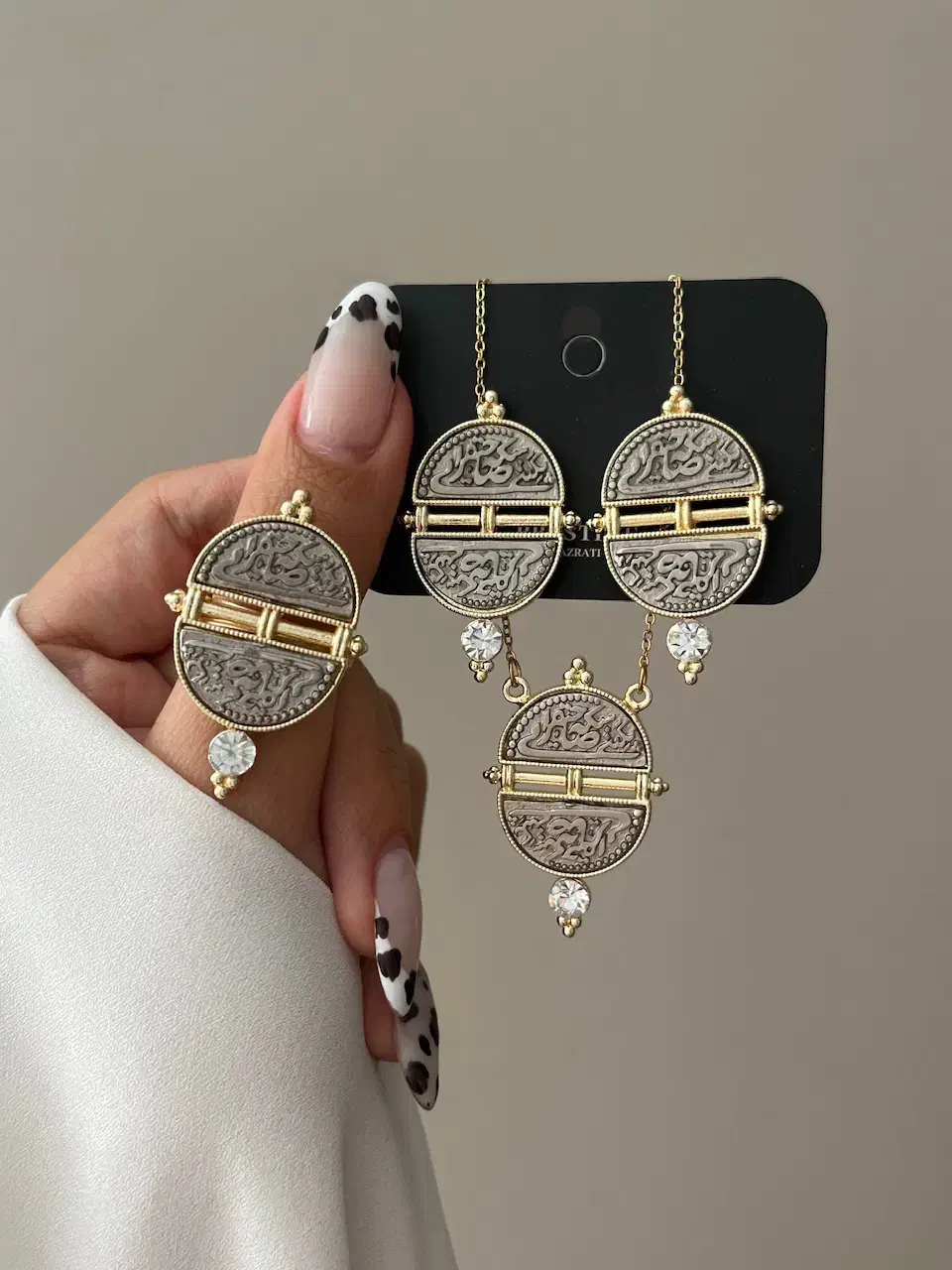 کاراموز عکاسی خانم|استخدام هنری و رسانه|تهران, جردن|دیوار