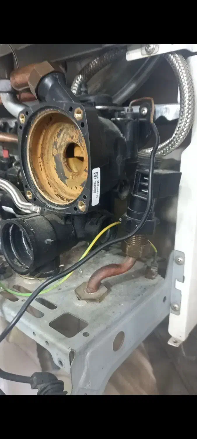 خدمات و تعمیرات تخصصی پکیج کل پرند|خدمات پیشه و مهارت|پرند, فاز ۳|دیوار