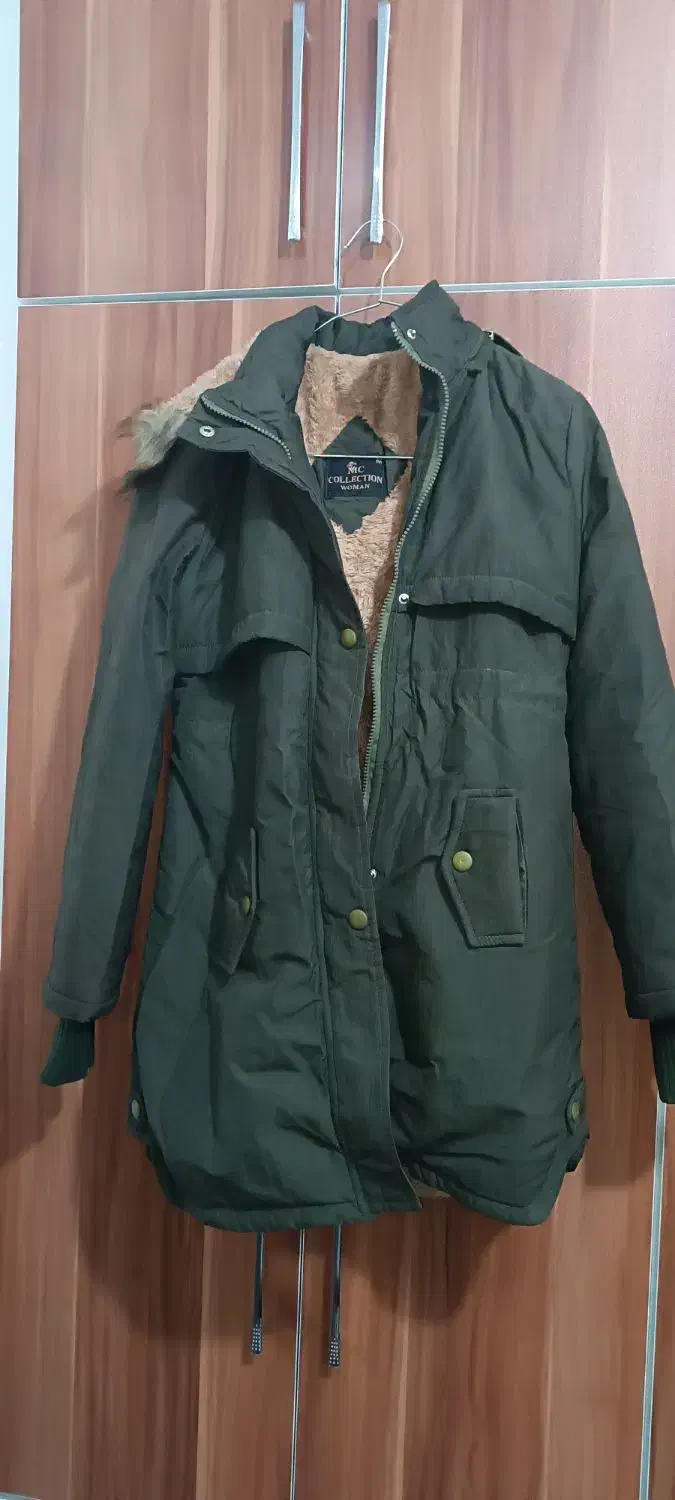 کاپشن|لباس|کهریزک, |دیوار