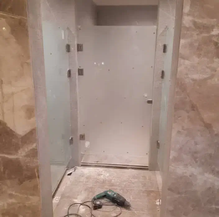 تعمیرات شیشه سکوریت|خدمات پیشه و مهارت|تبریز, |دیوار