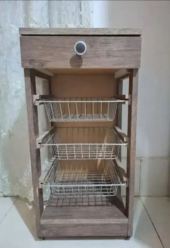 سبد|مبلمان خانگی و میز عسلی|مشهد, توس (بلوار توس)|دیوار