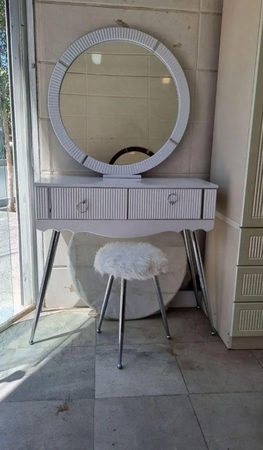 میزآرایش|میز و صندلی غذاخوری|قم, نیروگاه|دیوار