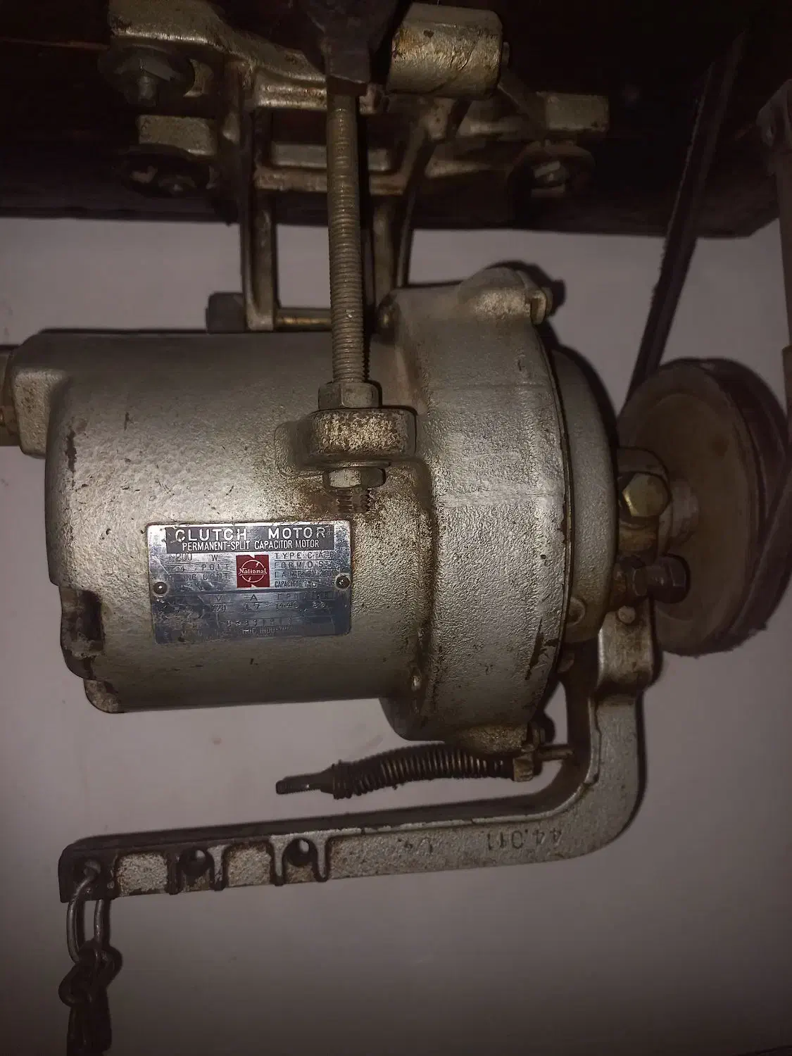 چرخ صنعتی و سردوز|چرخ خیاطی و ریسندگی|کرمانشاه, |دیوار