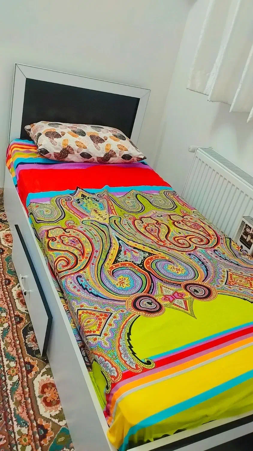 تخت تک نفره نوجوان|تخت و سرویس خواب|ساوه, |دیوار