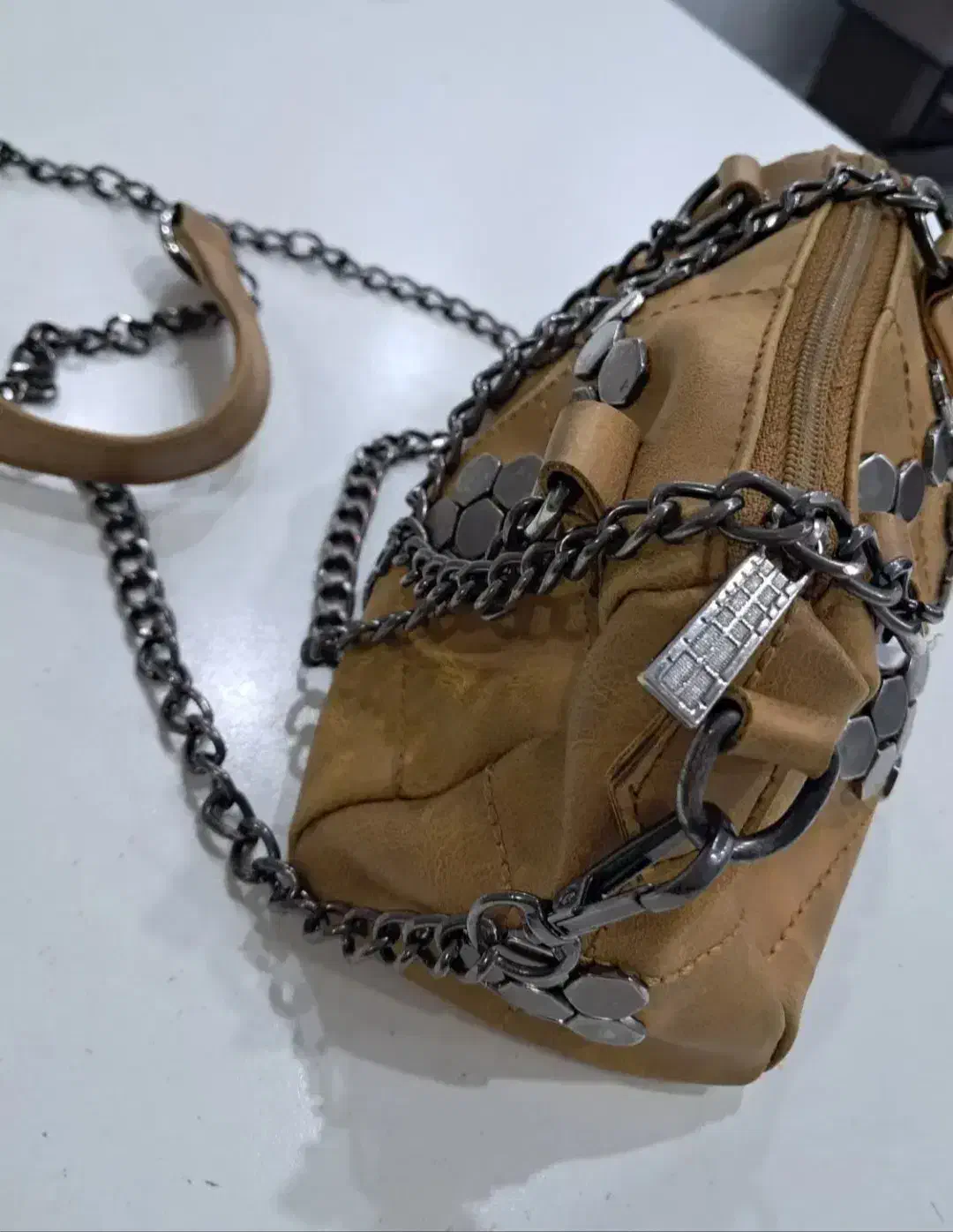 کیف|کیف، کفش، کمربند|جوانرود, |دیوار