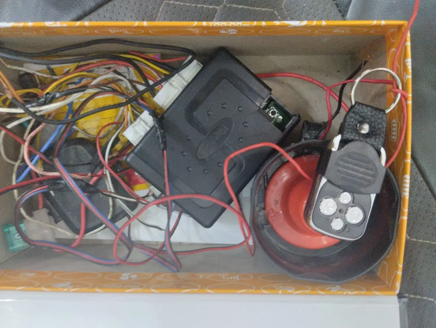 انواع دزدگیر ماشین در حدنو|قطعات یدکی و لوازم جانبی|نیشابور, شهید جعفری|دیوار