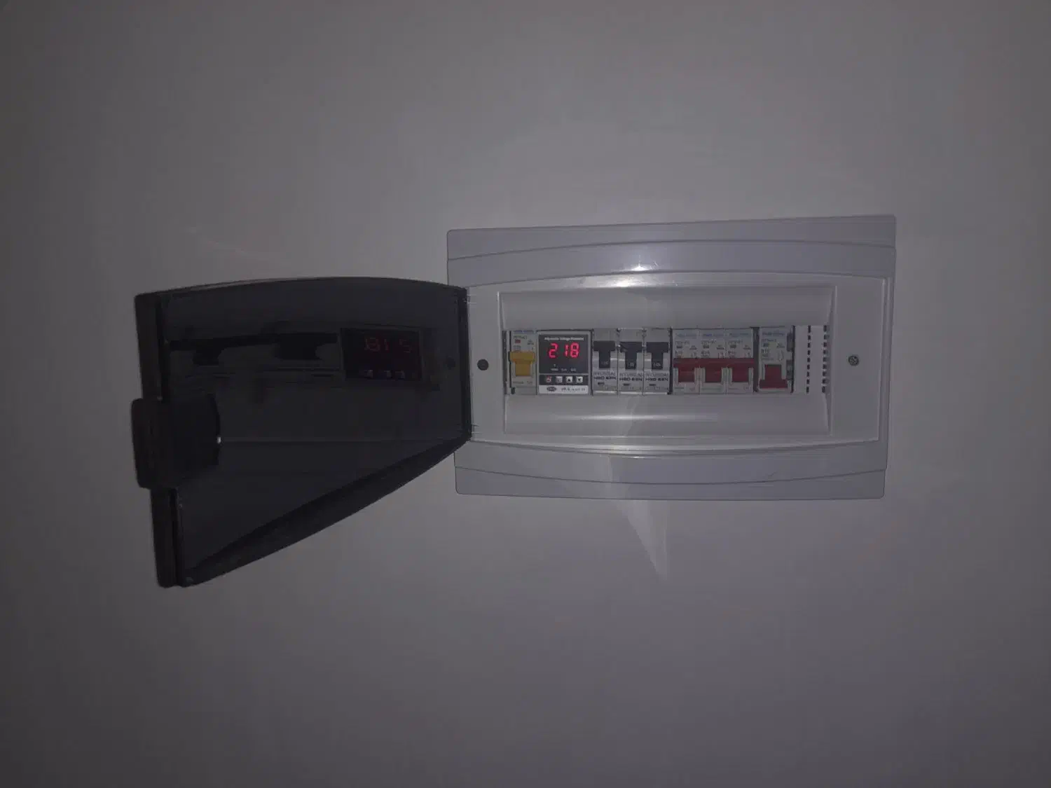 برقکاری ساختمان|خدمات پیشه و مهارت|نیشابور, مازول|دیوار