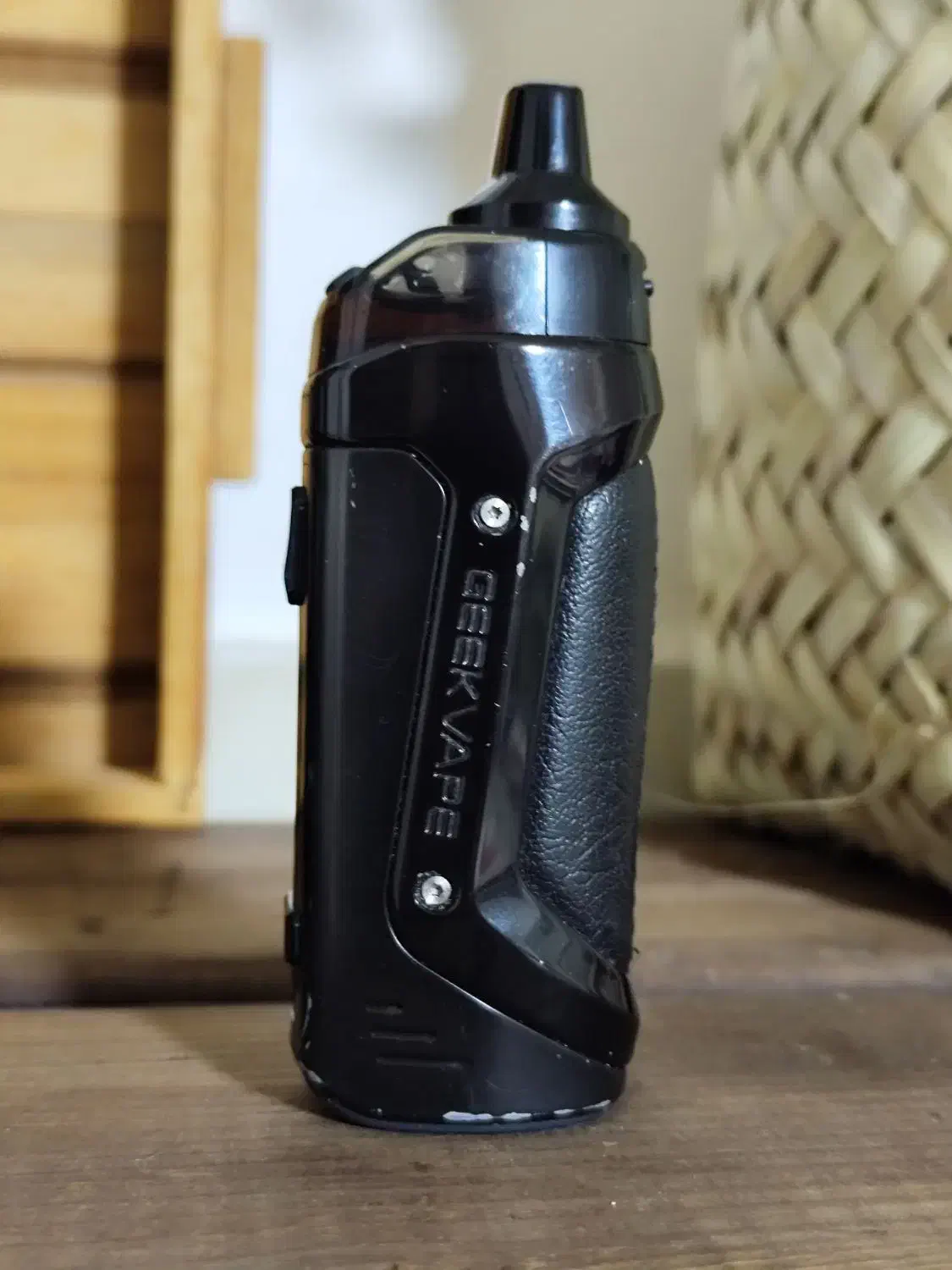 ویپ حرفه ی اصلی با قابلیت شارژ همراه ۵ اسانس اصلی|زیورآلات و اکسسوری|سنندج, |دیوار