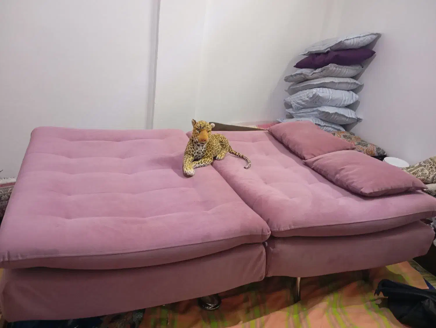 مبل تختخواب شو ۴ نفره|مبلمان خانگی و میز عسلی|مهریز, |دیوار