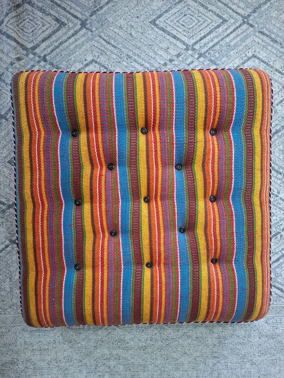 پشتی نو|پشتی|سنندج, |دیوار