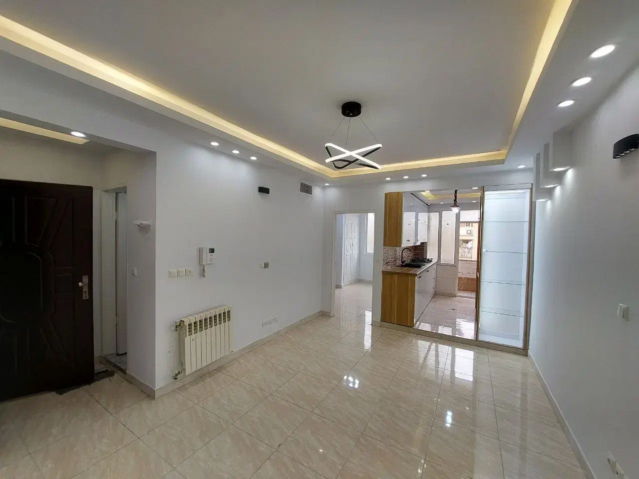 44متری پکیج رادیات نما تراورتن سند تکبرگ|فروش آپارتمان|تهران, شهرک شهید باقری|دیوار